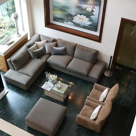 Meson Ejecutivo Guadalajara Minerva - Av Mexico Hotel Buitenkant foto