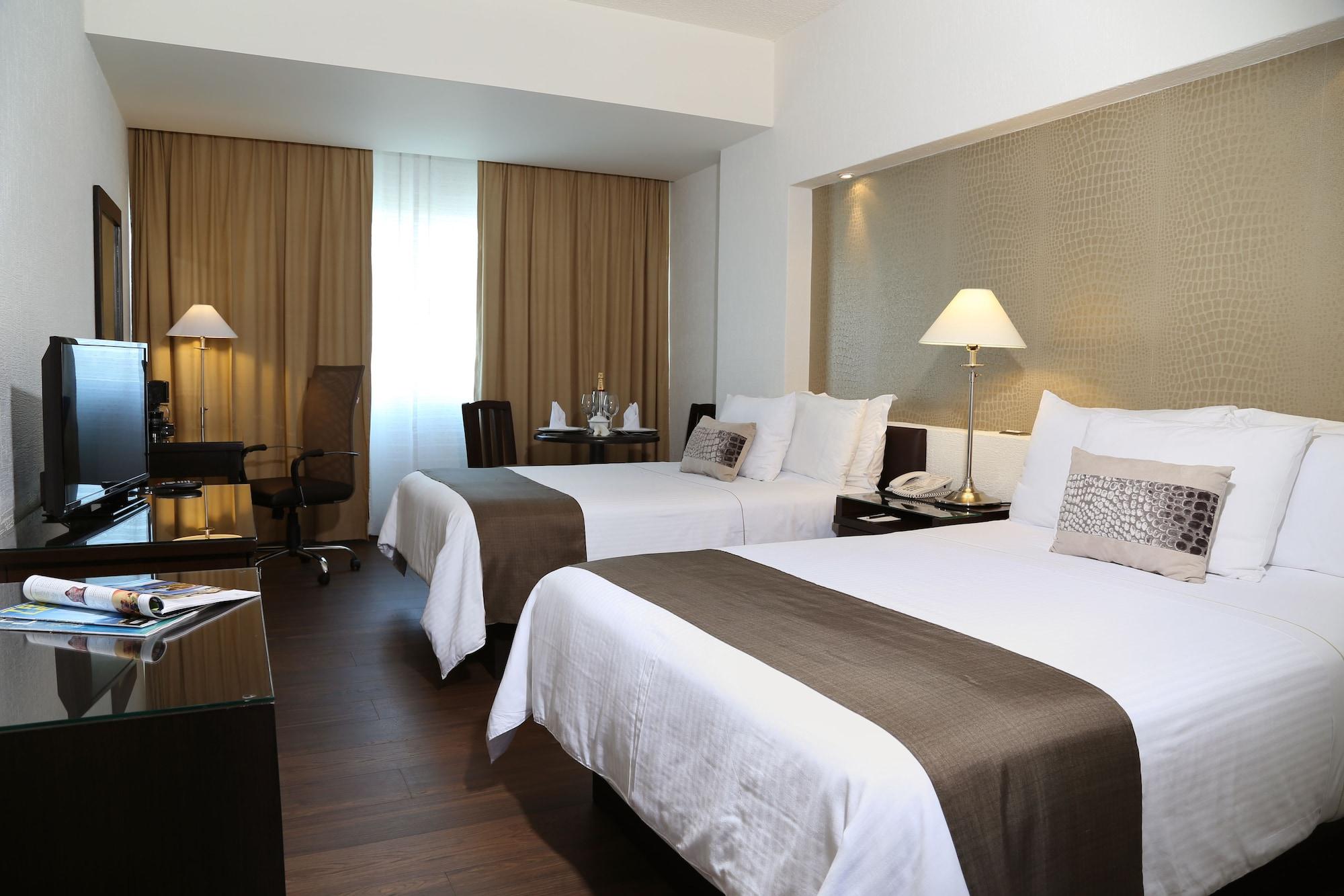 Meson Ejecutivo Guadalajara Minerva - Av Mexico Hotel Buitenkant foto