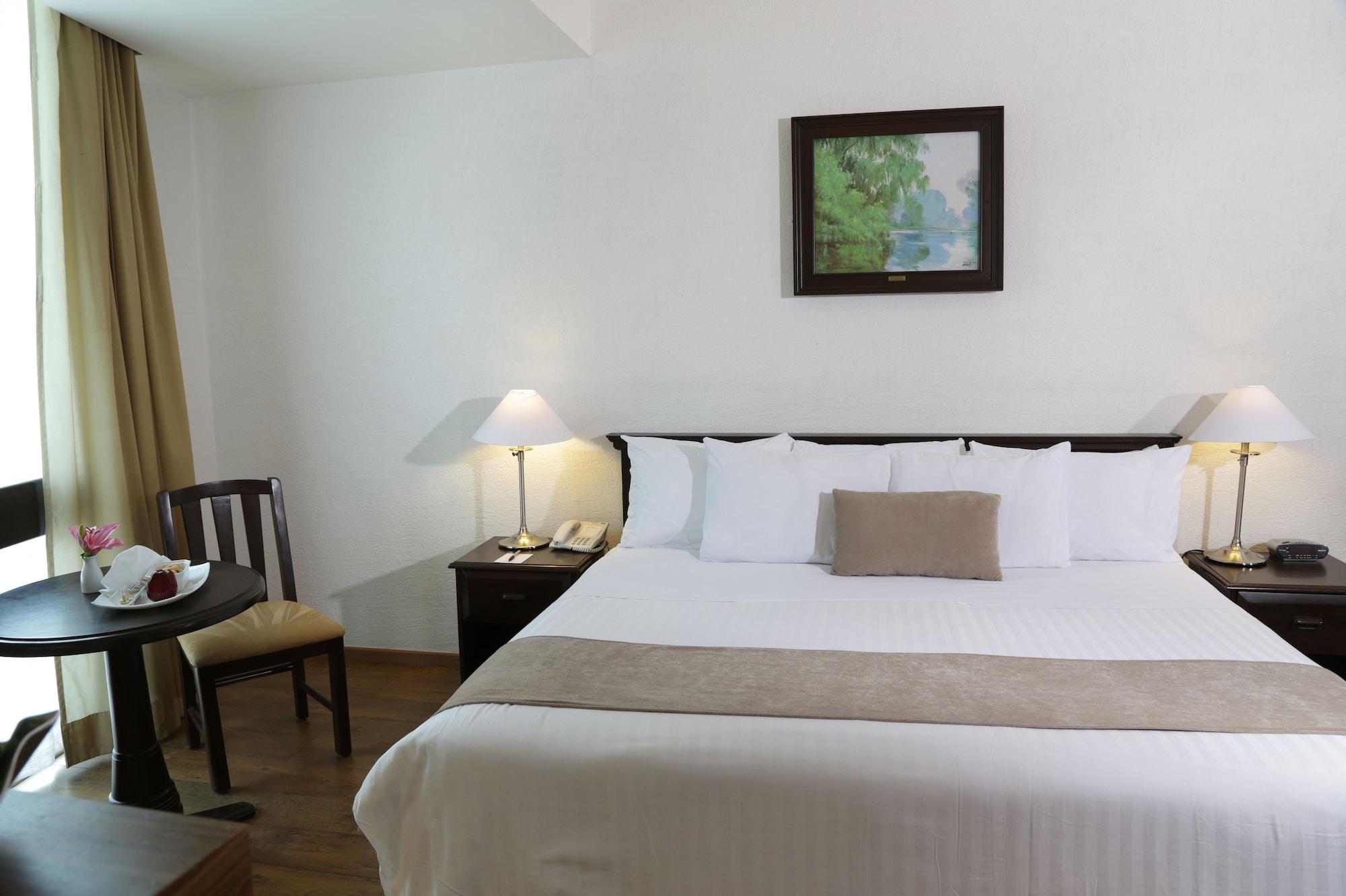 Meson Ejecutivo Guadalajara Minerva - Av Mexico Hotel Buitenkant foto