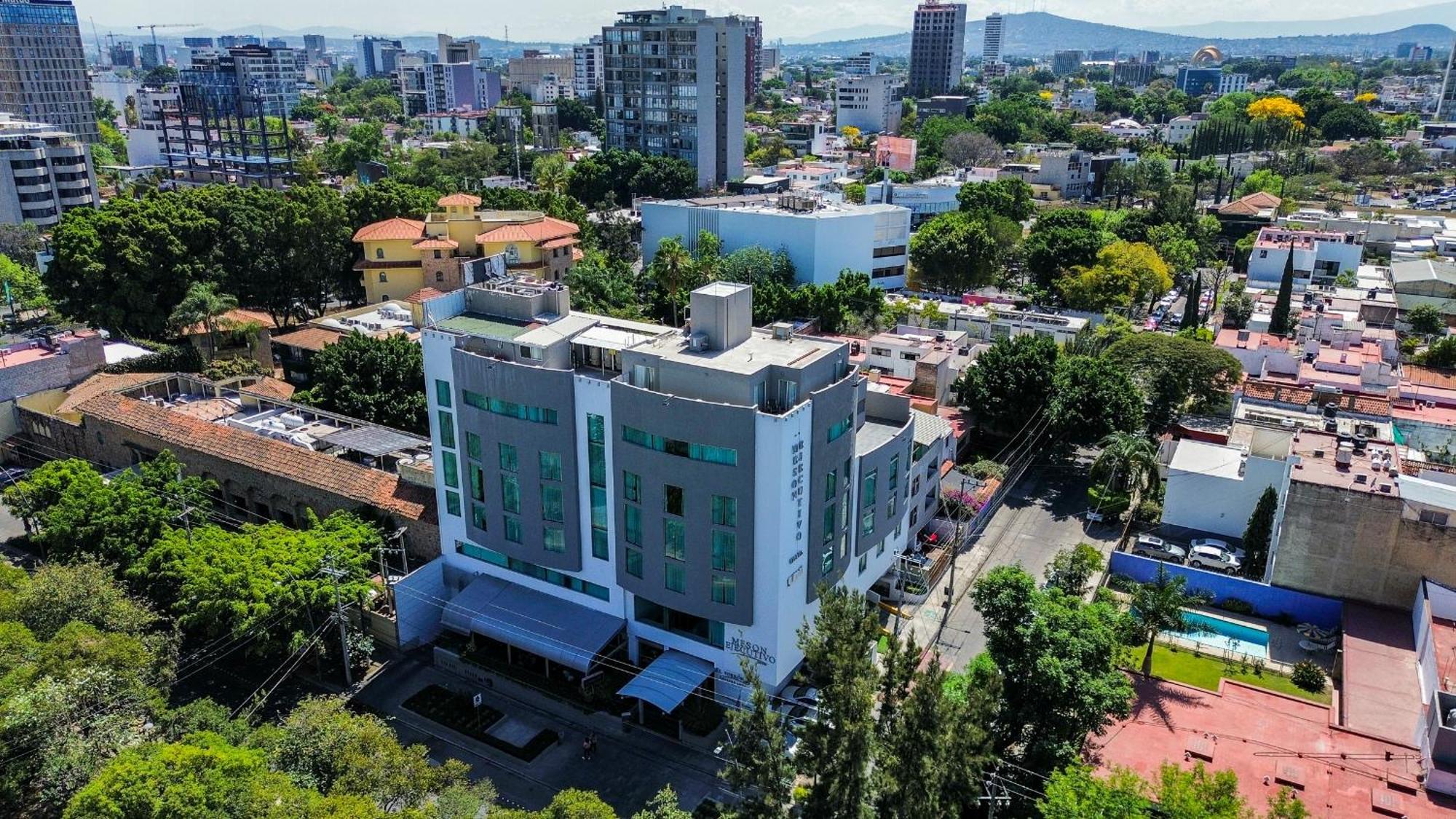 Meson Ejecutivo Guadalajara Minerva - Av Mexico Hotel Buitenkant foto