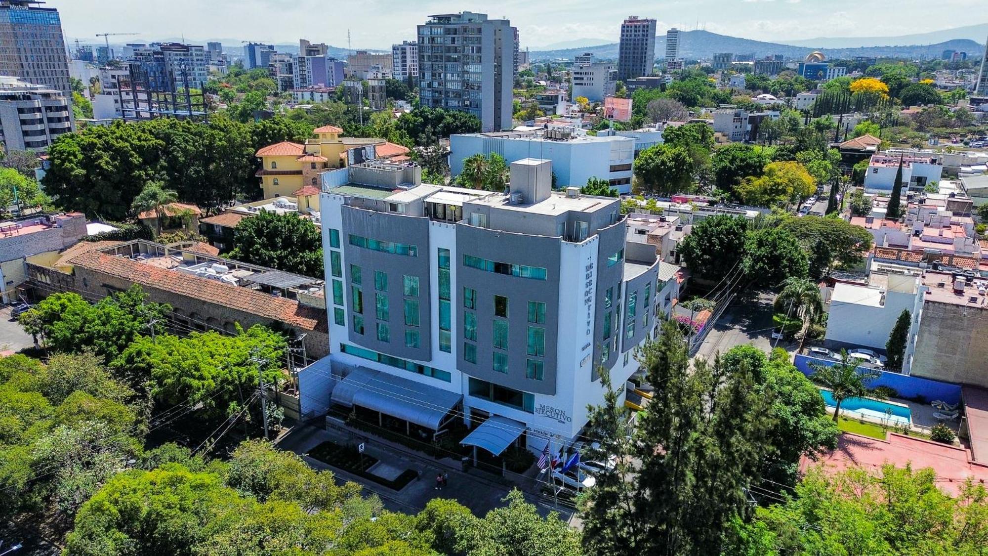 Meson Ejecutivo Guadalajara Minerva - Av Mexico Hotel Buitenkant foto
