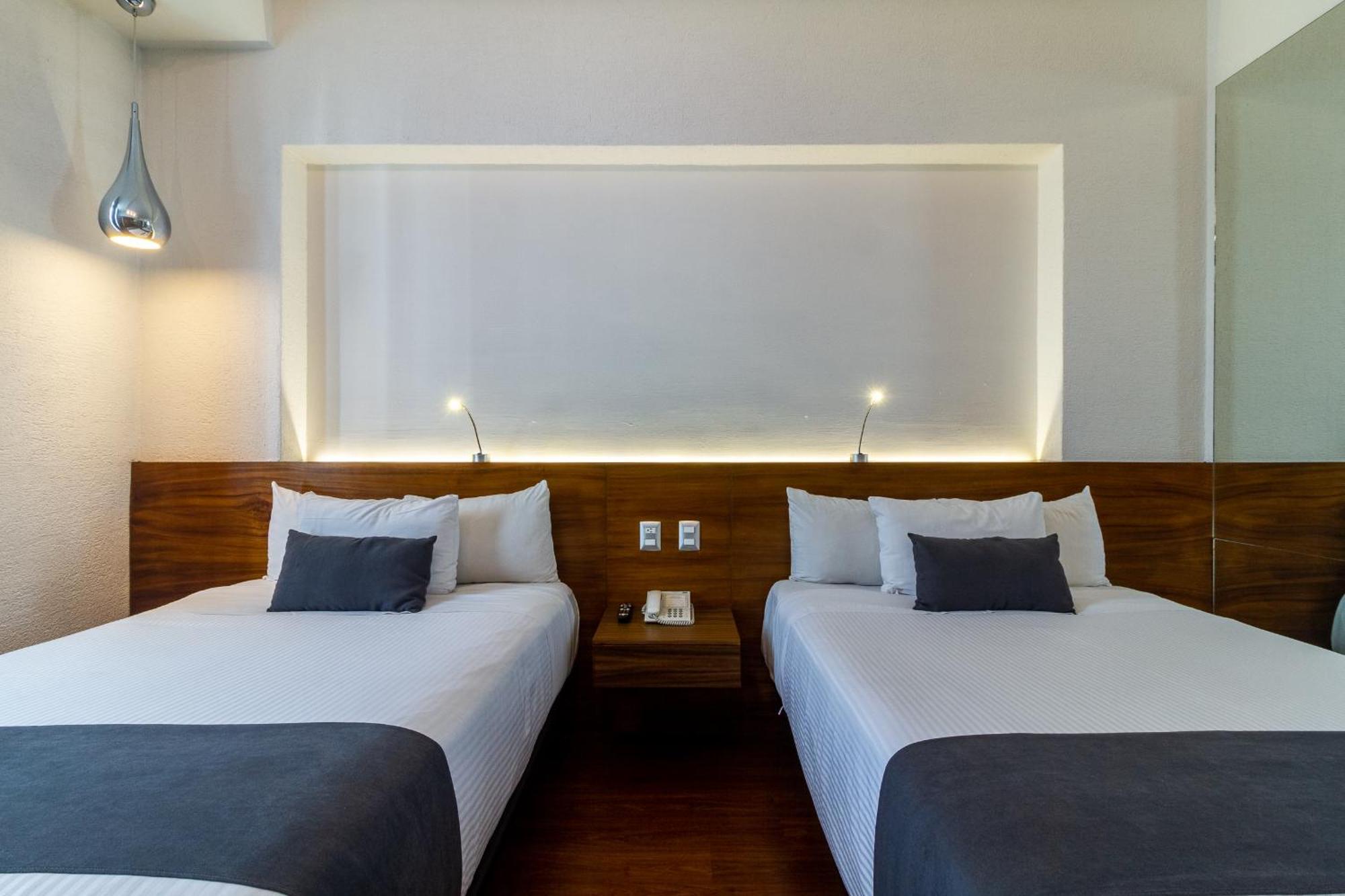 Meson Ejecutivo Guadalajara Minerva - Av Mexico Hotel Buitenkant foto
