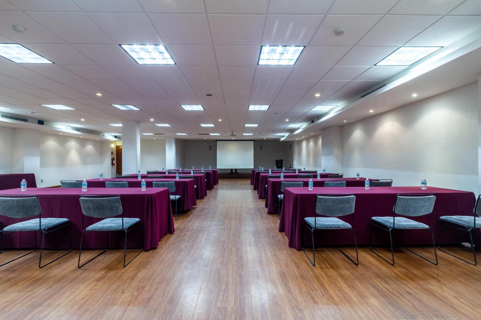 Meson Ejecutivo Guadalajara Minerva - Av Mexico Hotel Buitenkant foto